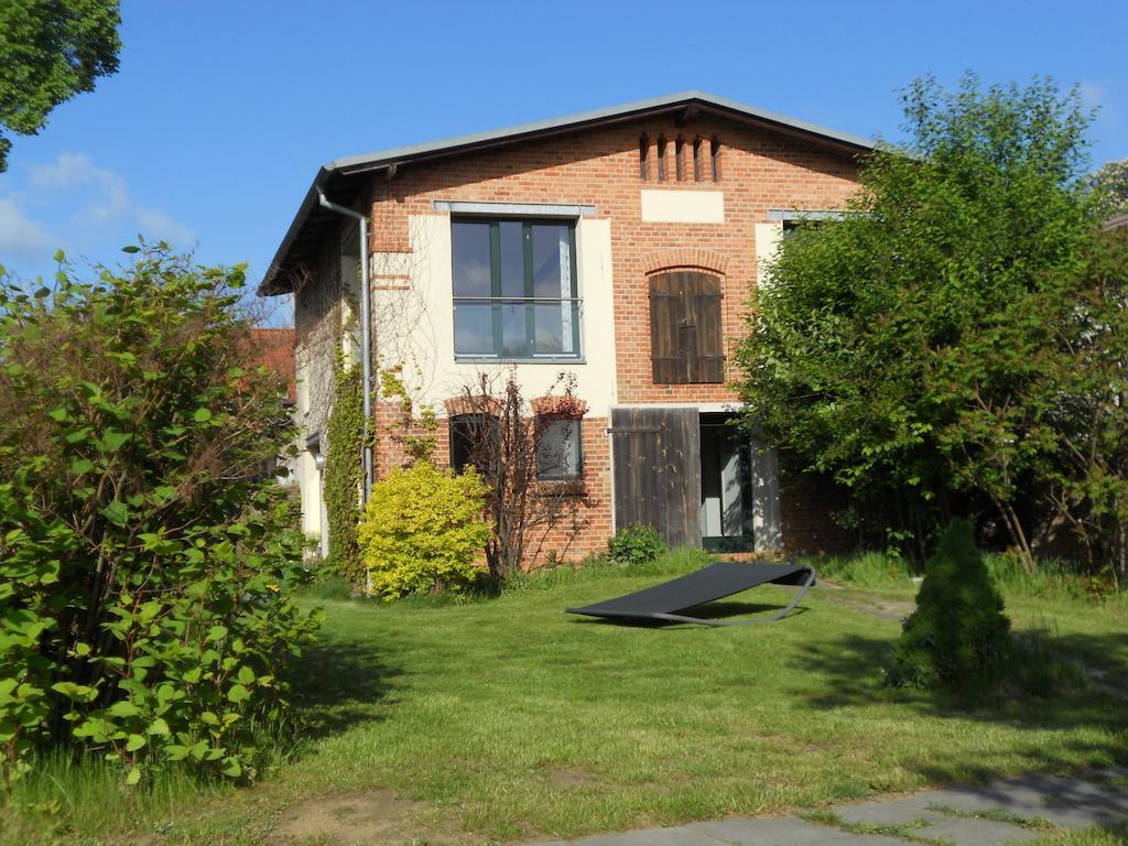Haus Am See In Kleinzerlang Exterior photo